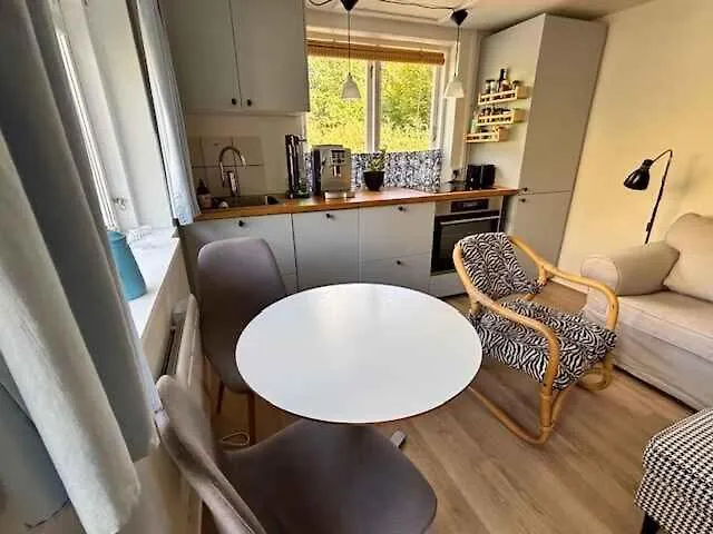 Cozy Little House In The Countryside *